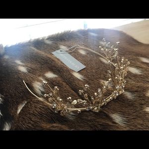 Floral headpiece